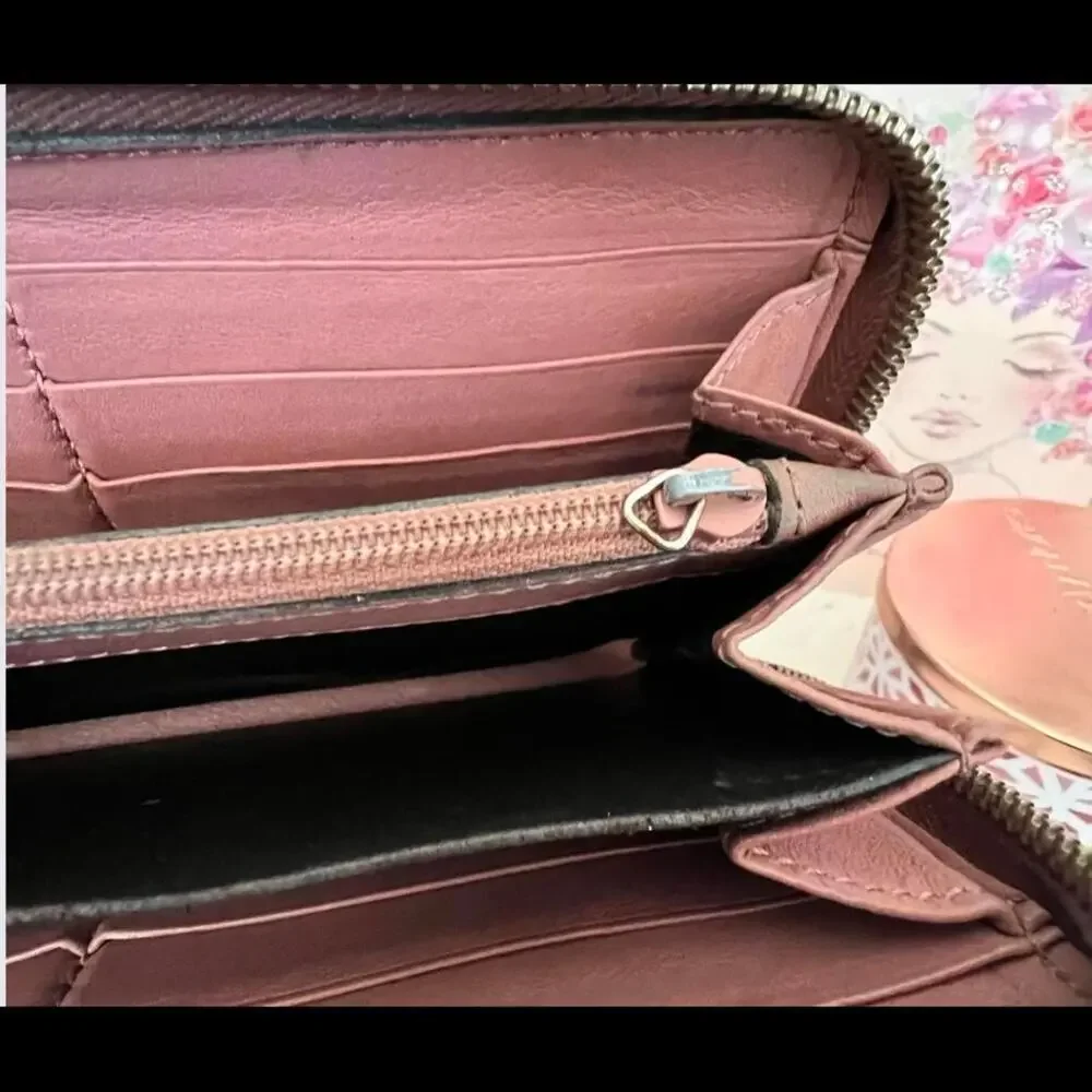 Gucci GG Guccissima Pink Leather Long Zip-a-round Wallet with GG Charm (GGXX036) - Picture 11 of 11